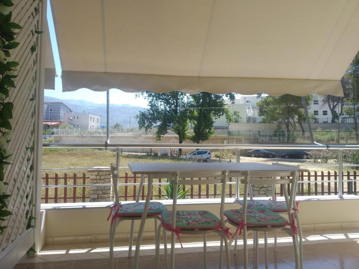 Vasil Mertiri Apartment