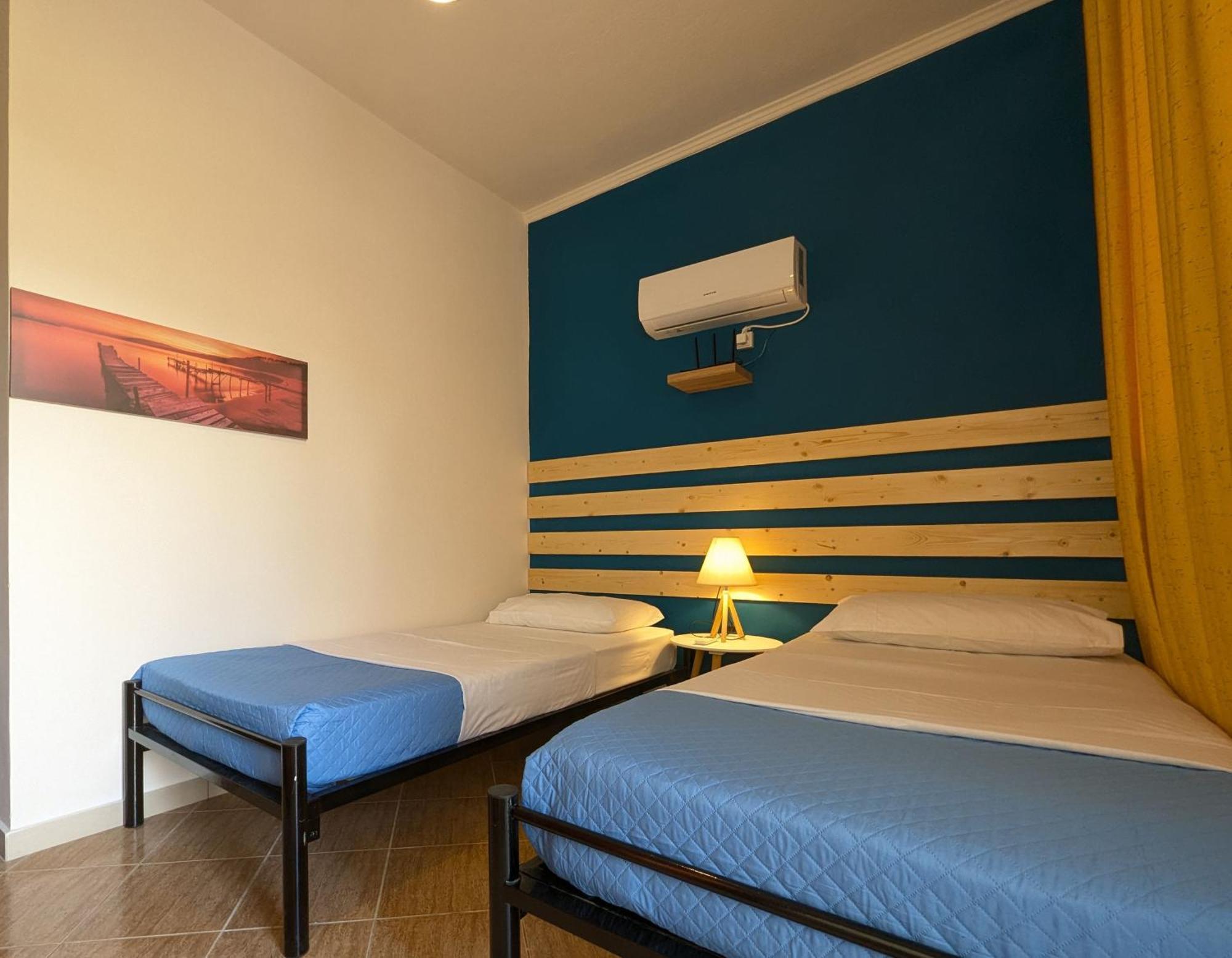 Apartment Vasil Mertiri Himarë